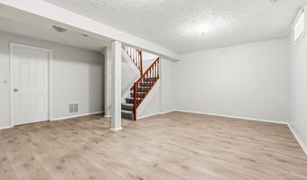 4600 BRENTLEIGH Ct, Annandale, VA 22003