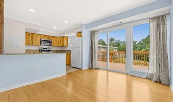 5013 AMERICANA Dr, Annandale, VA 22003