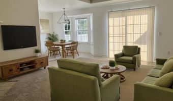 911 SW Cheyenne Dr, Bentonville, AR 72712