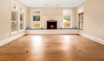 3 CHESTER Ave, Annapolis, MD 21403