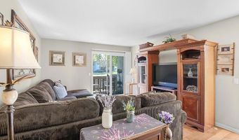 2536 White Oak Pl 1, Escondido, CA 92027