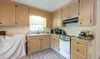 2302 ROSEMONT Ct, Albany, GA 31721