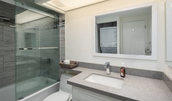 1212 Nuuanu Ave 2207, Honolulu, HI 96817