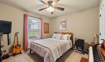 5 Inskid Ln, Bella Vista, AR 72714