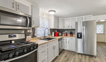 6200 Welker Ave, Des Moines, IA 50312