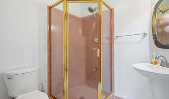 1657 Wake Robin Ct, Ann Arbor, MI 48103