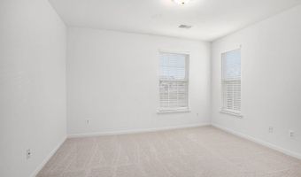 2768 S Knightsbridge Cir, Ann Arbor, MI 48105