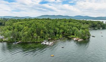 348 Big Barndoor Is, Alton, NH 03810