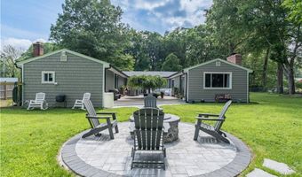 253 Station St, Coventry, RI 02816