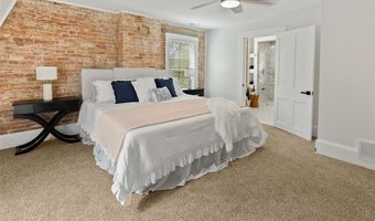 2367 Central Ave, Alton, IL 62002