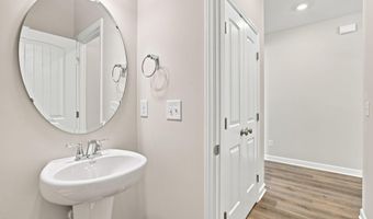4214 Tinsley Ct, Ayden, NC 28513
