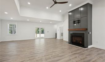 15035 Whitewood Ln, Ashland, VA 23005