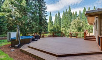 17699 S HOLLY Ln, Oregon City, OR 97045
