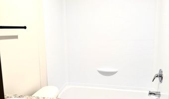 485 Lupine Ln, Altoona, WI 54720