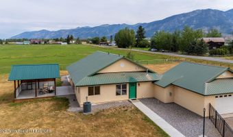 800 COUNTY ROAD 123, Bedford, WY 83112