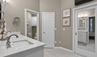 4003 Rive Ln, Addison, TX 75001