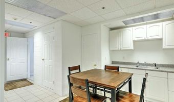 577 Warren Ave, East Providence, RI 02914