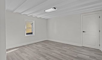 35 Church St, Allentown, NJ 08501