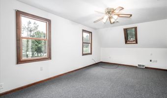 6 Caye Rd, Danbury, CT 06811