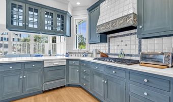 634-640 East Ave, Bay Head, NJ 08742