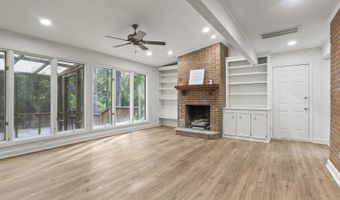 100 Redbud Ct, Brandon, MS 39047