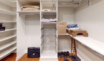 1 Isla St, Barboursville, WV 25504