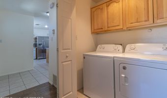 208 SWIRE HEIGHTS Dr, Aztec, NM 87410