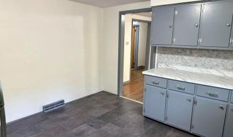 135 S MAIN St, Barnegat, NJ 08005