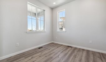 3374 N Irvington St, Aurora, CO 80019