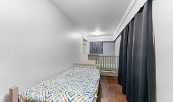 67 Elm St, Andover, NJ 07801