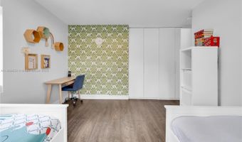 3015 NE 208th St 3015, Aventura, FL 33180