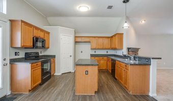 304 Limestone Dr, Alvarado, TX 76009