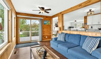 43055 Seaway Ave, Alexandria Bay, NY 13607