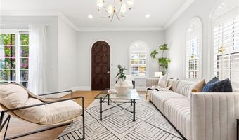 566 S 2nd Ave, Arcadia, CA 91006