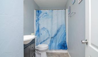 816 E HARRISON St, Appleton, WI 54915