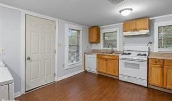 814 Lee St, Benton, LA 71006