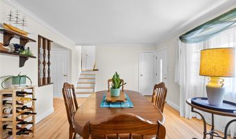 88 Evans Ave, Albertson, NY 11507