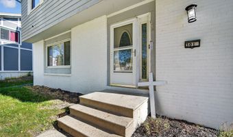 301 13th Ave NW, Altoona, IA 50009