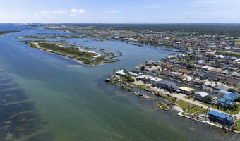 140 BAY HARBOR Dr, Aransas Pass, TX 78336