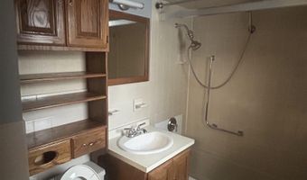 18 W 16TH St 2, Bayonne, NJ 07002