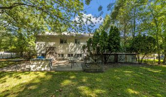 26 Warren Dr, Aberdeen, NJ 07747
