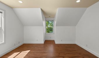 923 Bellview Ave 2, Ashland, OR 97520