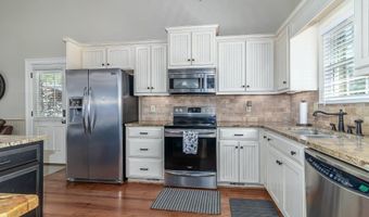 1025 PLANTATION Ln, Lincolnton, GA 30817