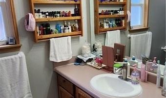 1210 Spring St, Bentonville, AR 72712