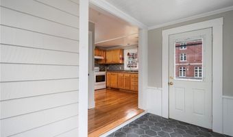 127 Prospect St, East Greenwich, RI 02818