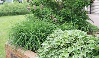 121 Alma St S, Almena, WI 54805