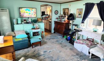 15 E St, Bangor, ME 04401