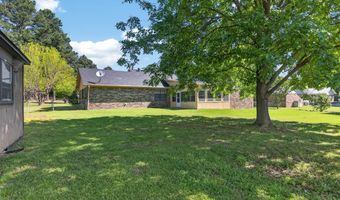 2101 Kamak Dr, Beebe, AR 72012