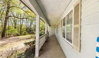 101 Cobble Hill Rd, Lincoln, RI 02865