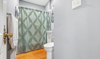 66 66-R 70 Wren St, Boston, MA 02132